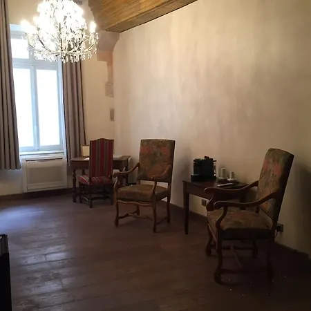 Abbaye De Maizieres 4* ביון