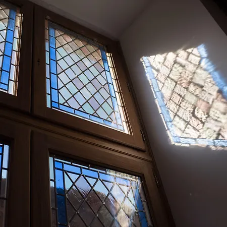 Abbaye De Maizieres Beaune (Cote d'Or)