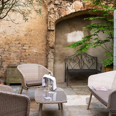 Abbaye De Maizieres