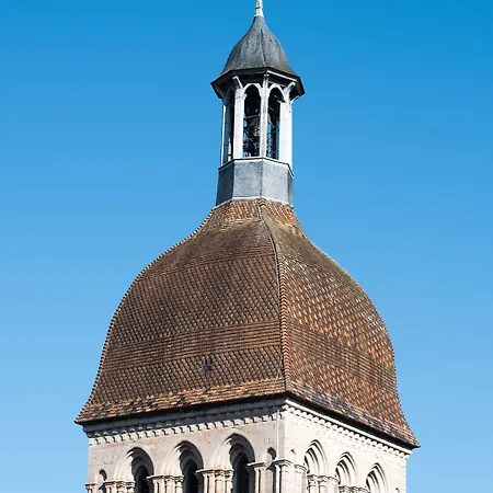 Abbaye De Maizieres 4* Beaune (Cote d'Or)