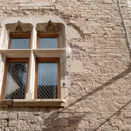 Hotel Abbaye De Maizieres 4*