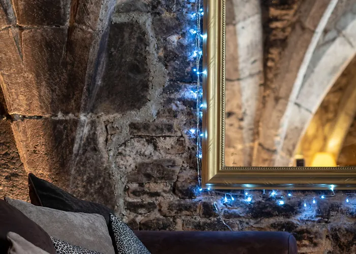 Отель Abbaye De Maizieres