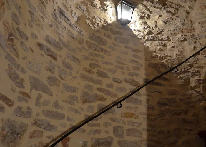 Отель Abbaye De Maizieres Бон