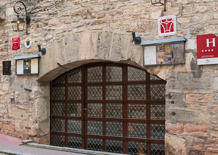 Ξενοδοχείο Abbaye De Maizieres 4*